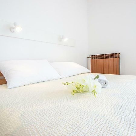 Pansion Oliva Hotell Krnica Eksteriør bilde