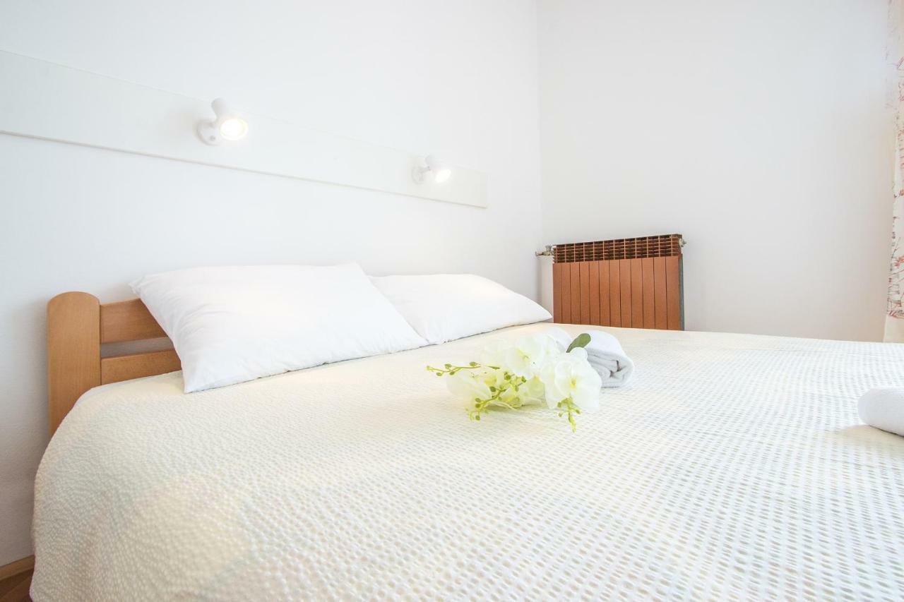 Pansion Oliva Hotell Krnica Eksteriør bilde
