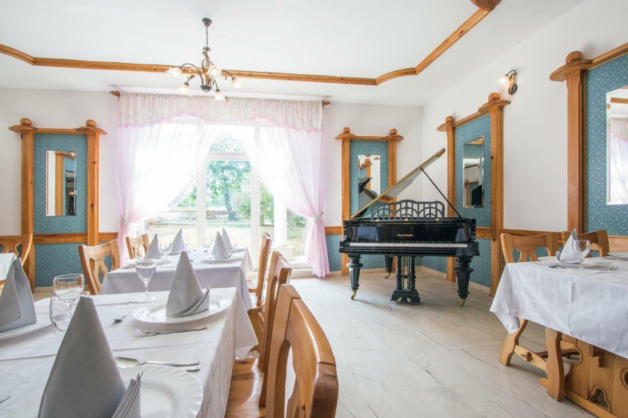 Pansion Oliva Hotell Krnica Eksteriør bilde